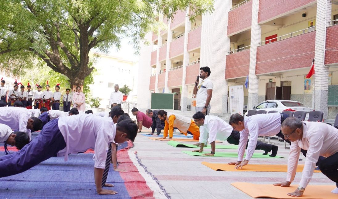 Children from all Delhi Schools participate in the ongoing 9-9-9 Challenge organized by C20 Working Group on Integrated Holistic Health