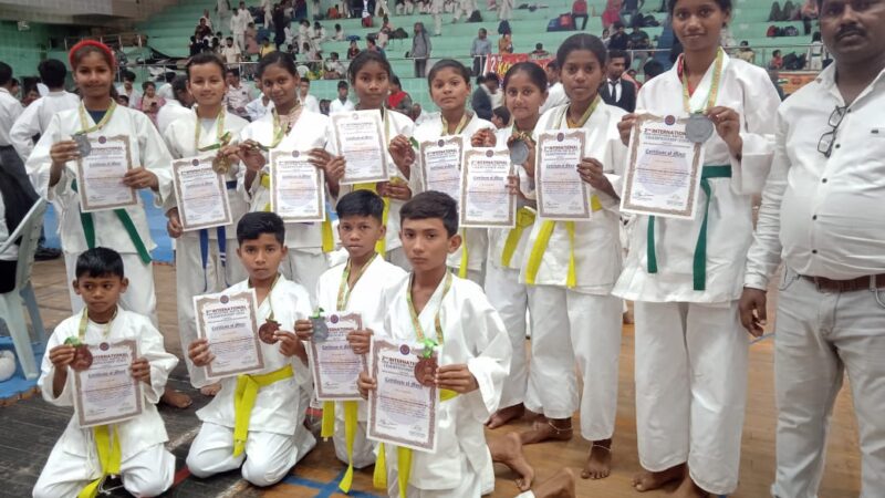 Ambuja Cements supports 14 Chandrapur students win multiple medals in International Karate Championships